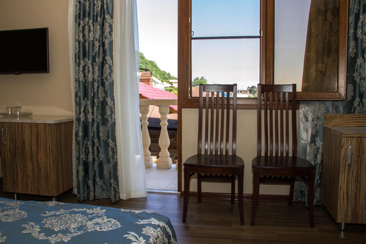 Hotel San Arda Gagra Buitenkant foto